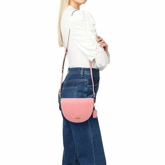 NWT*Coach - Ellen Signature Canvas Crossbody - Rose9.15/Gold-toned hardware - Picture 2 of 6